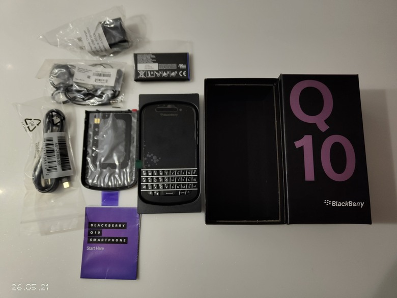 2026年再次入手黑莓Q10的感動