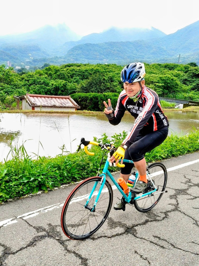 跟著SCC車隊賴神順騎如來神掌，KHS vitamin E輕旅行