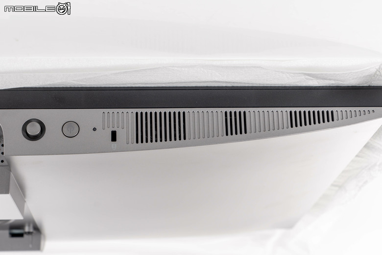 Viewsonic VP2788-5K 螢幕開箱體驗 不僅配置完整實用還內建校色功能
