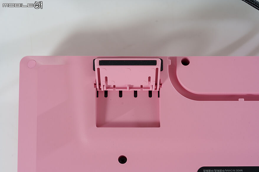 BLACKPINK X Razer 系列聯名電競裝備開箱｜粉墨力量打造實用至上雙重信仰