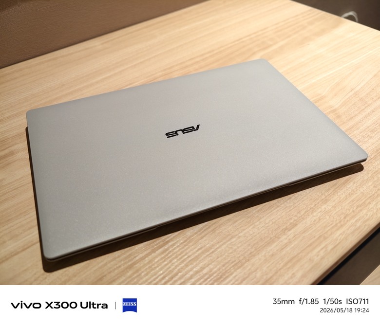 Expertbook Ultra 358H \ 32G \ 1T SSD 開箱