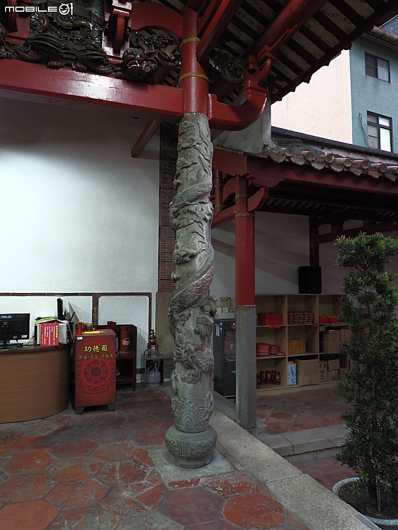 彰化 彰邑聖王廟(威惠宮)、大西門福德祠、彰邑關帝廟、彰邑慶安宮、懷忠祠、曇花佛堂、梨春園曲館 — 彰化市區古蹟探訪之一