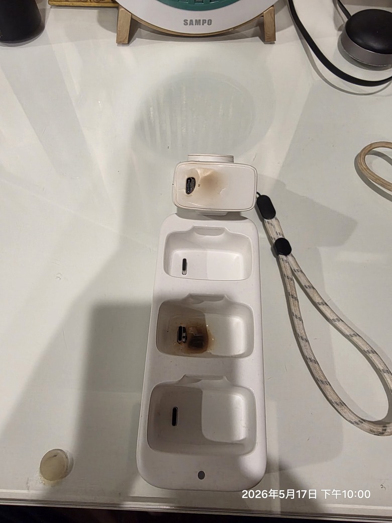 亞果的行動電源燒了