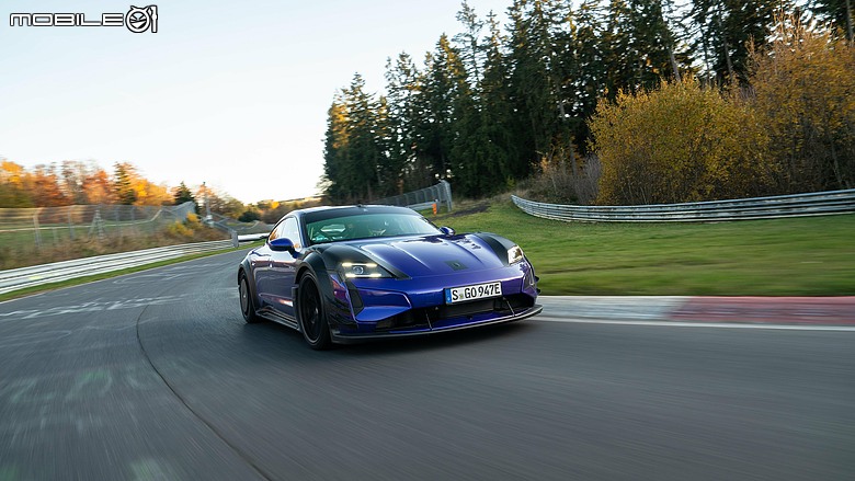 【海外新訊】紐北紀錄再刷新,Porsche Taycan Turbo GT with Manthey Kit以6分55秒533超越Taycan Turbo GT with Weissach Package多達12秒!