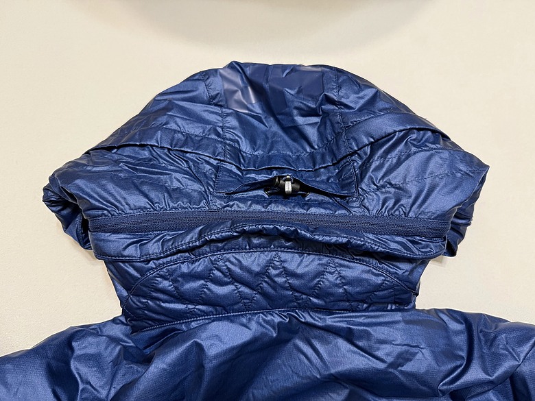 【簡單開箱】Helly Hansen Graphene 外套