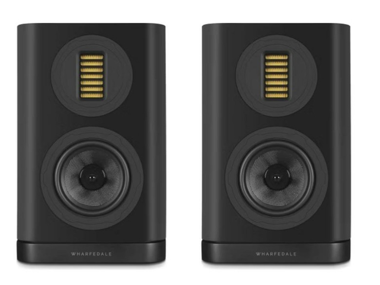 【案例分享】Wharfedale Elysian 3 5聲道劇院系統 × Integra DRX-5.4 × Epson LS970 120 吋菲涅爾布幕