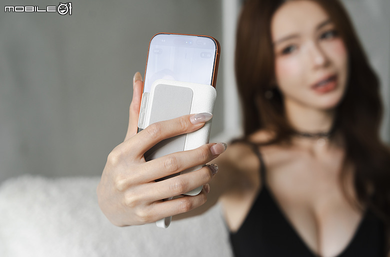 點我看大圖 手機自拍神器大對決!Founist VLOGMATE MINI 、 Insta360 Snap 等 4 款實測比較