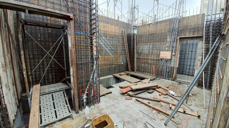 台中室內設計分享|自地自建四層透天完工開箱,電競室公仔展示牆+頂樓露台一次實現