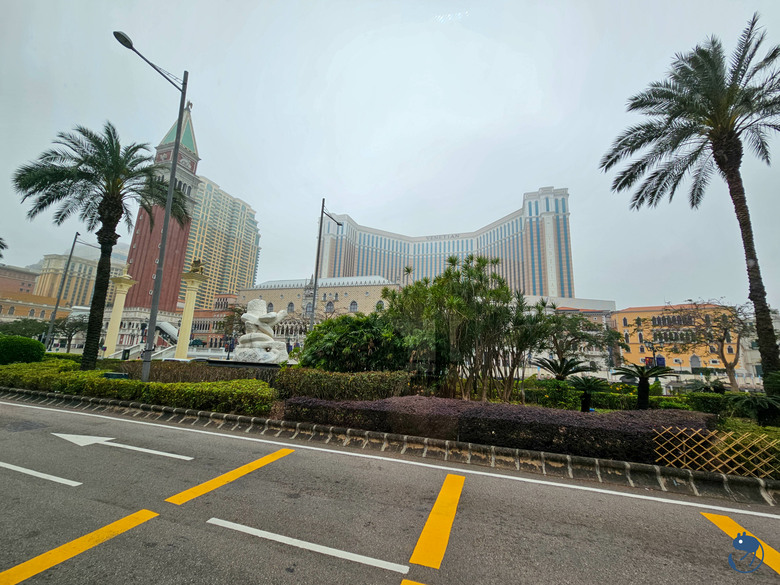 澳門|*交通便利 吃喝玩樂都適宜* 新濠影匯 Studio City Macau