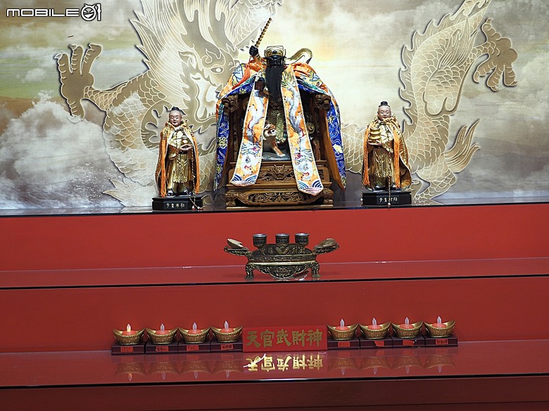 彰化 彰邑聖王廟(威惠宮)、大西門福德祠、彰邑關帝廟、彰邑慶安宮、懷忠祠、曇花佛堂、梨春園曲館 — 彰化市區古蹟探訪之一