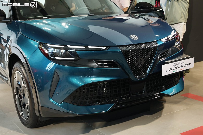 【採訪】Alfa Romeo Junior 正式發表,純電、油電雙動力建議售價139.8萬元起!