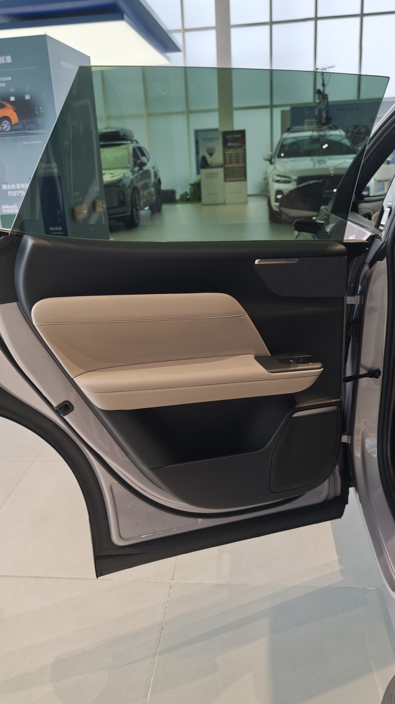 Volvo New XC70 - 境外首次素人試駕分享(應該是啦~)