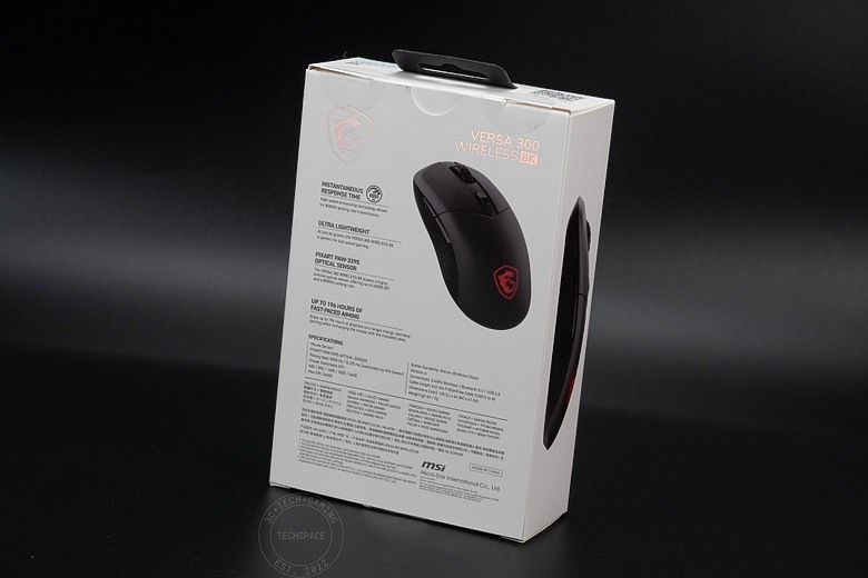 點我看大圖 微星 VERSA 300 WIRELESS 8K 電競滑鼠開箱:66g 超輕量搭 8000Hz 輪詢率、196 小時續航