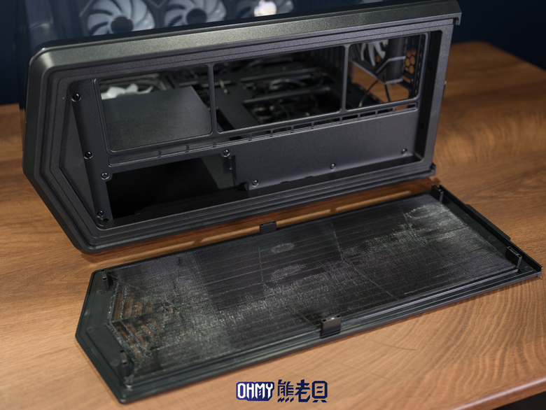 V型小臉曲面海景機殼 先馬 V71