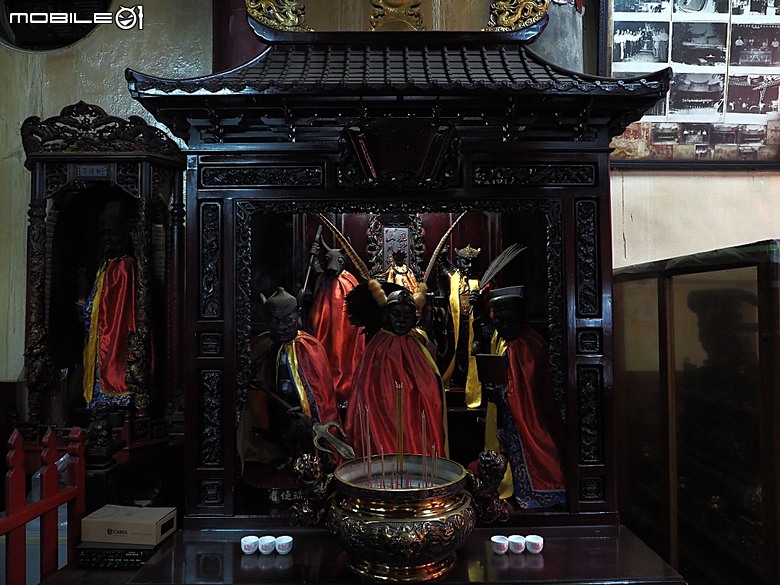 彰化 彰邑聖王廟(威惠宮)、大西門福德祠、彰邑關帝廟、彰邑慶安宮、懷忠祠、曇花佛堂、梨春園曲館 — 彰化市區古蹟探訪之一