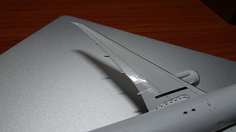 【開箱】1/400 金屬客機模型