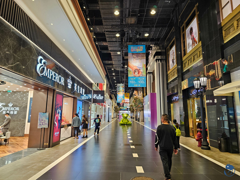 澳門|*交通便利 吃喝玩樂都適宜* 新濠影匯 Studio City Macau