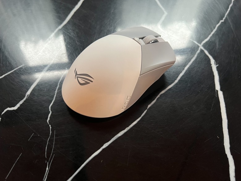 [輕開箱] ROG Gladius III Wireless Aimpoint 三模滑鼠