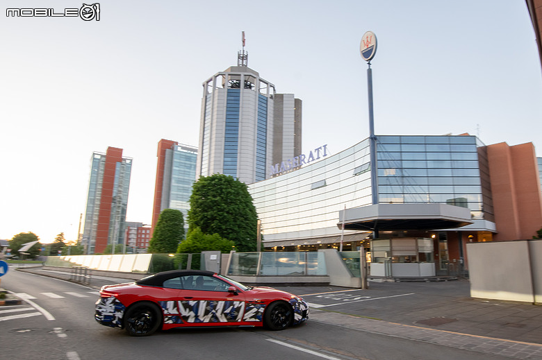 【海外新訊】Maserati 釋出小改款 Grecale、GranTurismo、GranCabrio 測試照，預計今年稍晚正式亮相！