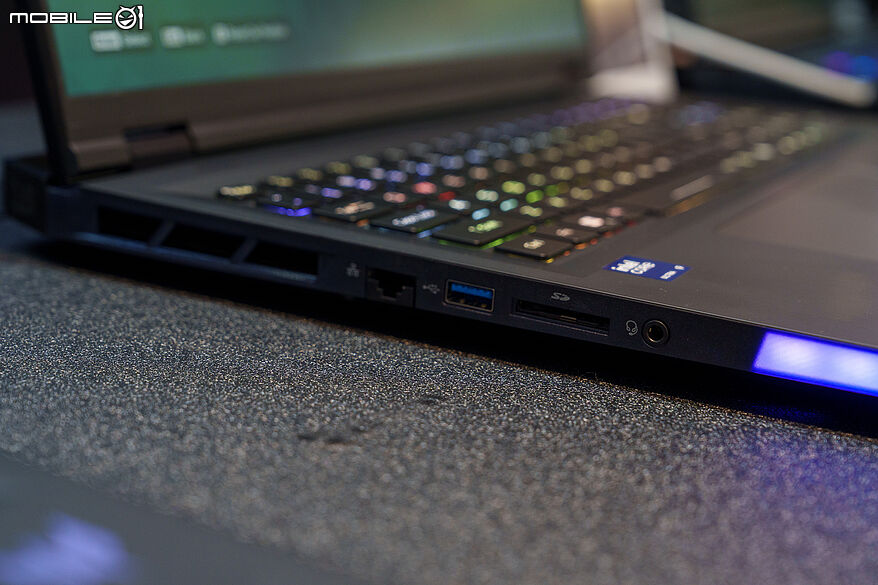 【Computex 2026】Acer Predator Helios 18 AI 旗艦規格外掛獨家 Predator Vox 喇叭系統