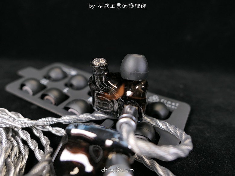 Zuo DrumString 左宮羽 Phanta 幻砂 三動圈入耳式耳機:老舊渣手機也能迎來春天!