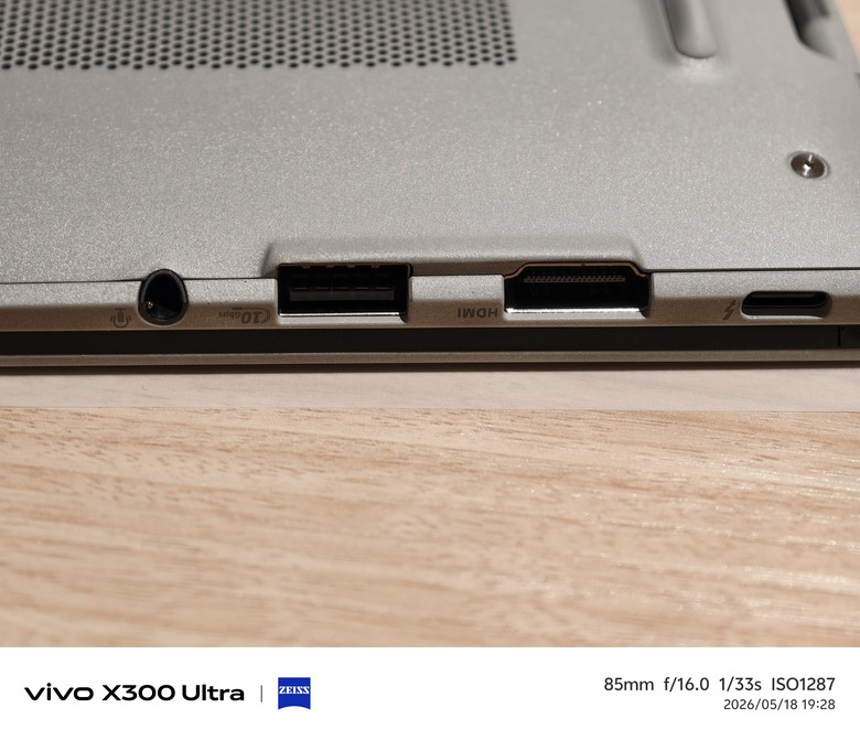 Expertbook Ultra 358H \ 32G \ 1T SSD 開箱