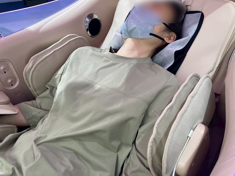 母親節禮物推薦--按摩技術大躍進！OSIM新款AI 5感養身椅試坐分享