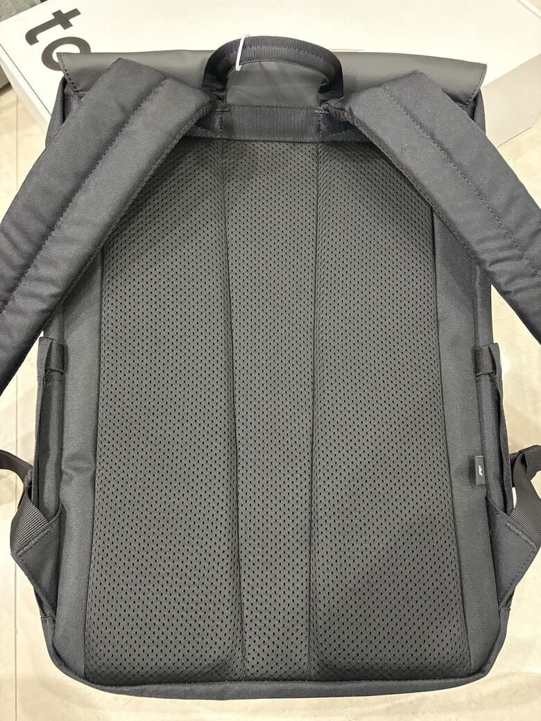 通勤筆電包｜tomtoc Slash-T64 Flip Laptop Backpack (同場加映｜金門小菜刀）