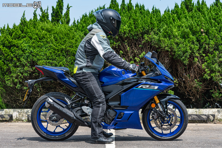 2026 YAMAHA YZF-R3試駕報告｜造型大改款帥得有感、熟悉的平台好騎依然！