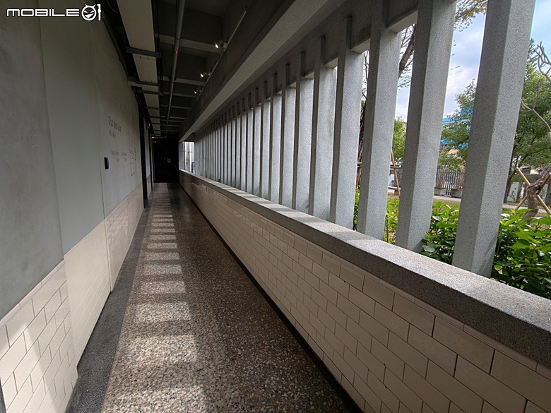 哈瑪星鐵道園區、舊打狗驛故事館、高雄港車站北號誌樓、鐵道園區天空雲台、金馬賓館當代美術館、打狗水道量水器室,附掛2026高雄冬日遊樂園紀實 — 冬日高雄港濱散策 哈瑪星鐵道園區篇