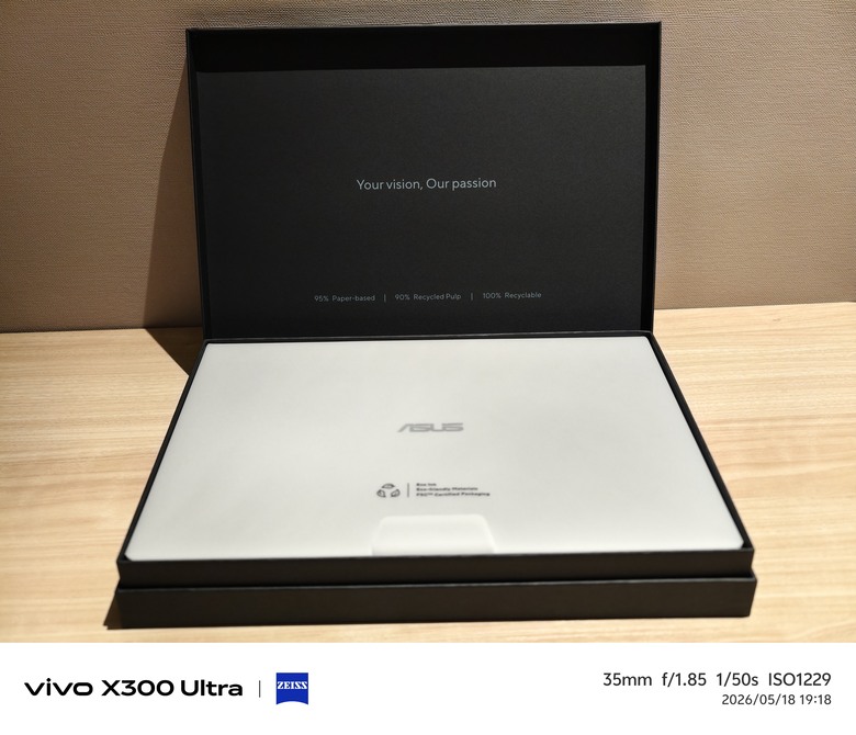 Expertbook Ultra 358H \ 32G \ 1T SSD 開箱
