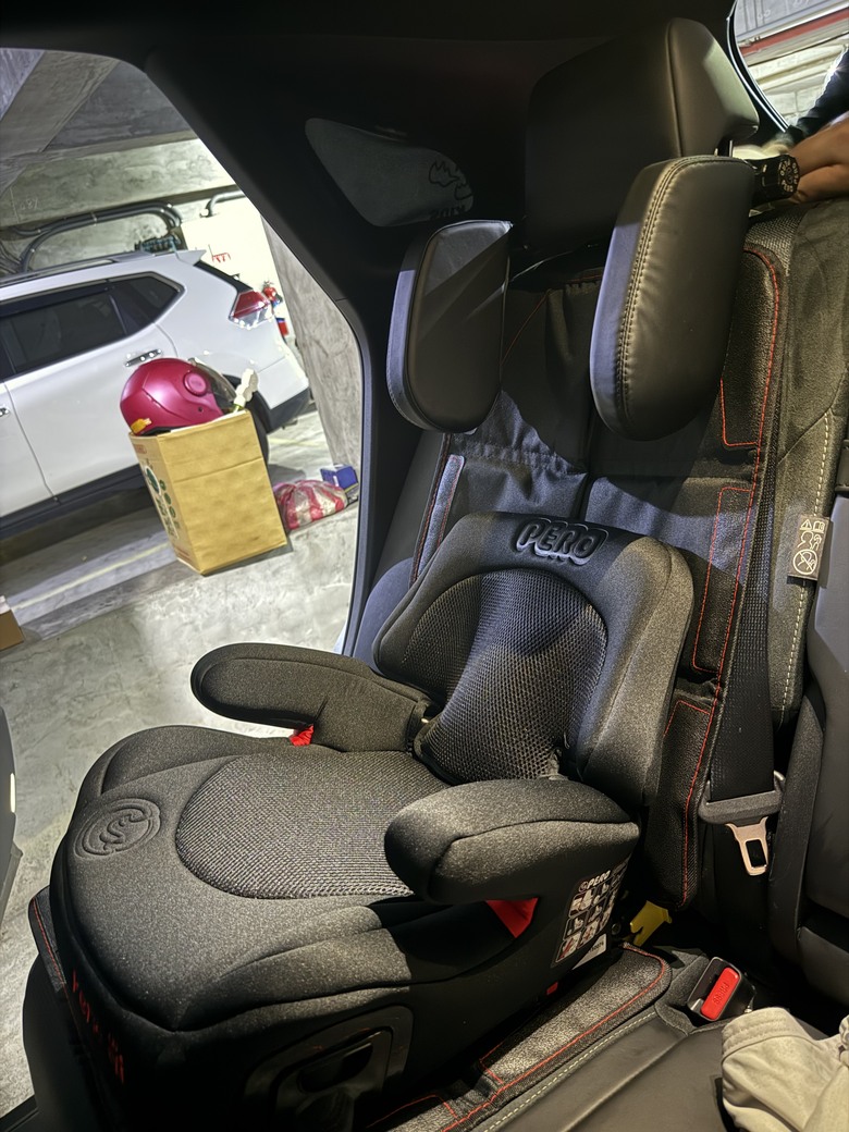 ［ 心得 ］PERO NI ISOFIX 增高墊 + 增高墊側睡頭枕III代