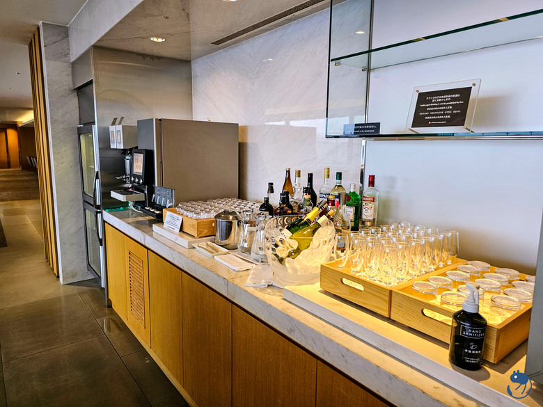 點我看大圖 日本-東京|日本航空東京成田機場櫻花商務貴賓室 Sakura Lounge 體驗紀錄