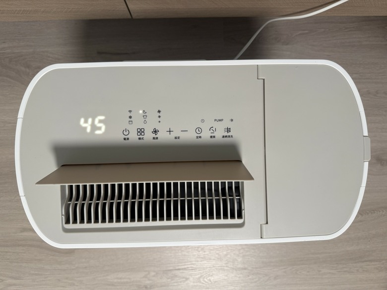 【小宅開箱】除濕機界的顏值擔當？NWT 威技 抽取式除濕機 WDH31B16E 把「倒水」變超輕鬆