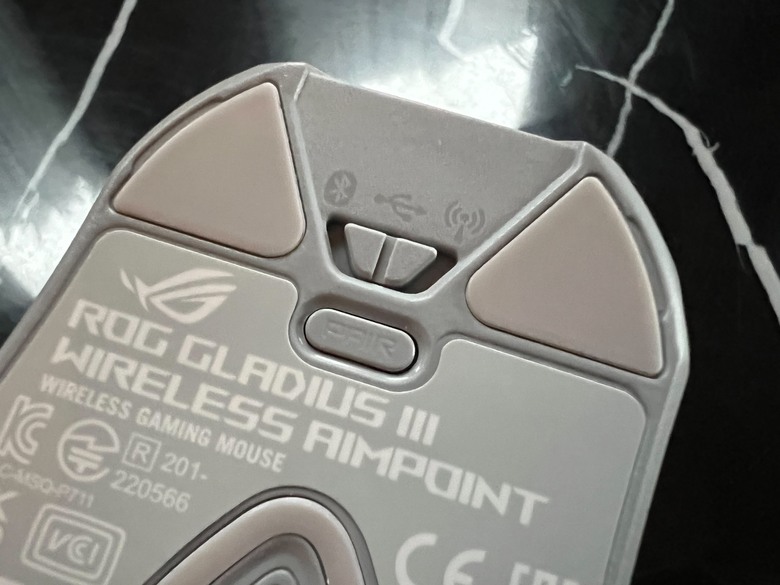[輕開箱] ROG Gladius III Wireless Aimpoint 三模滑鼠