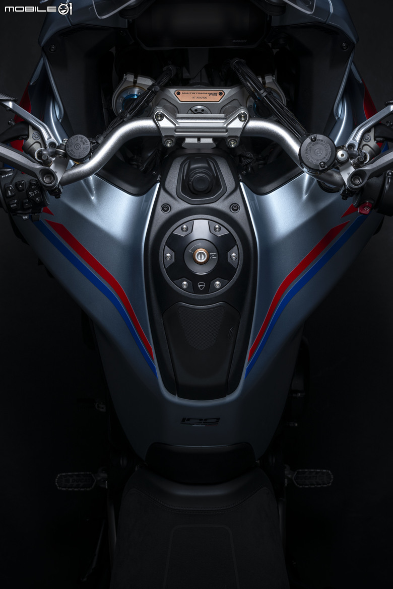 點我看大圖 DUCATI 百週年十款歷史經典賽車塗裝限量登場!Collezione 100特殊版本發表!