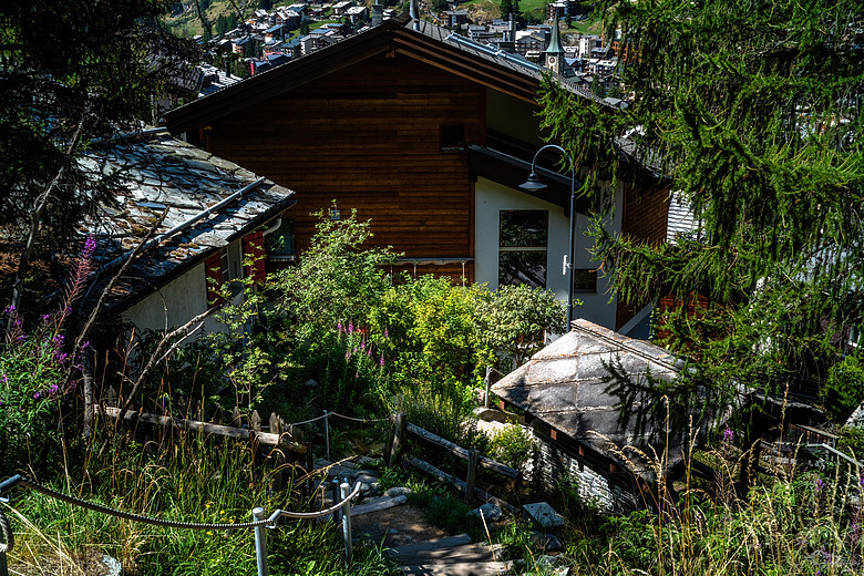 點我看大圖 2024瑞士義大利山脈之旅之11-2、0823 Gornergrat到Zermatt
