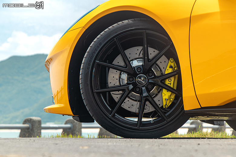 車主來開箱|殊途同歸的熱血傳承!Lotus Emira Turbo SE × Exige Cup 260
