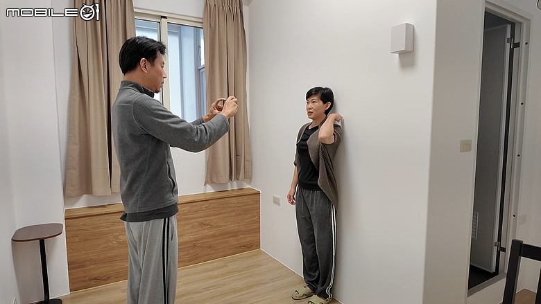 證件照 DIY｜在家拍護照照片｜Ai 神支援