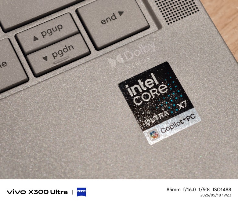 Expertbook Ultra 358H \ 32G \ 1T SSD 開箱