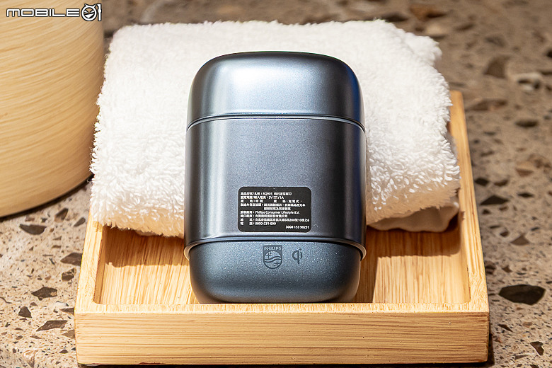 飛利浦 RQ903 / RQ901 / S902 攜帶型電鬍刀開箱｜口袋大小卻有旗艦刮感！隨身刮鬍新選擇