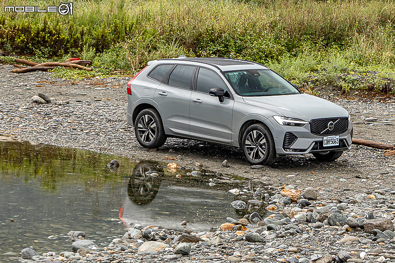 Volvo 小改款 XC60 B5 試駕｜保留核心優勢，高級感再強化！