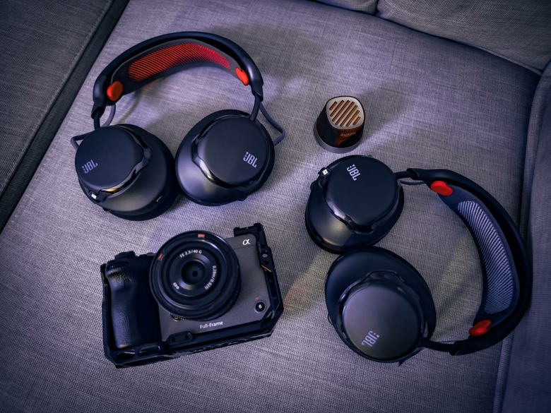 [評測] 有戴跟沒戴一樣 JBL Quantum可換電池耳機950、650