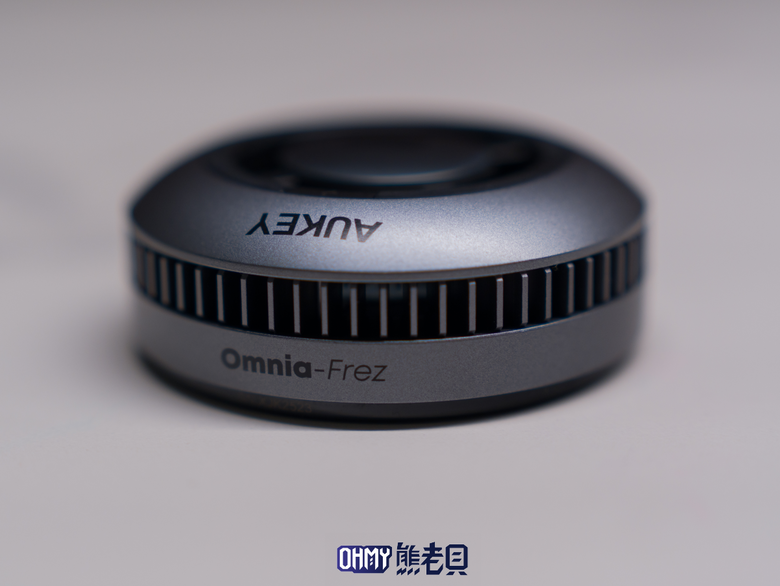 手機散熱器開箱！ AUKEY小冰充G10A 這款支援邊降溫+邊充電