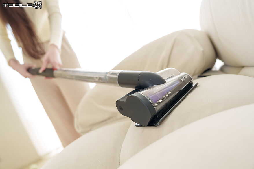 Dyson PencilVac Fluffycones 鉛筆吸塵器｜輕巧靈活的輕量級日常清潔神機