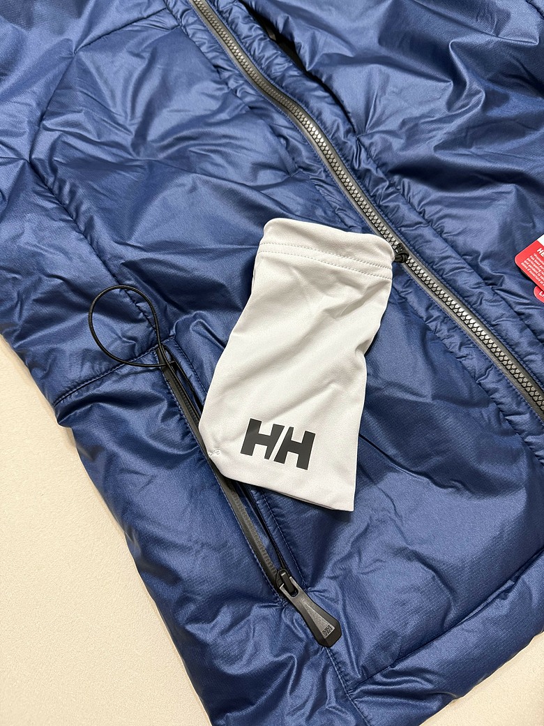 【簡單開箱】Helly Hansen Graphene 外套