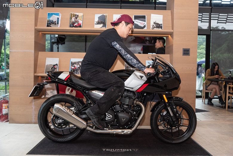 Triumph Thruxton 400 極速登場！21.98萬元坐擁英倫經典！