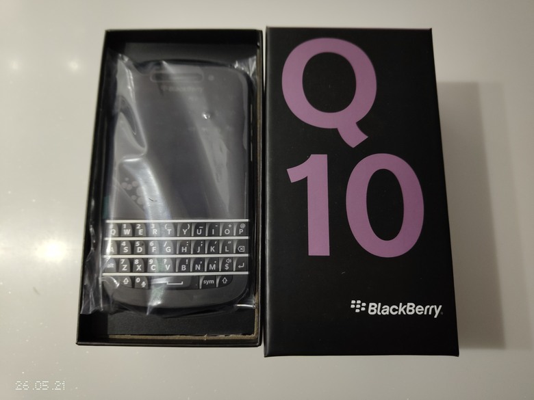 2026年再次入手黑莓Q10的感動