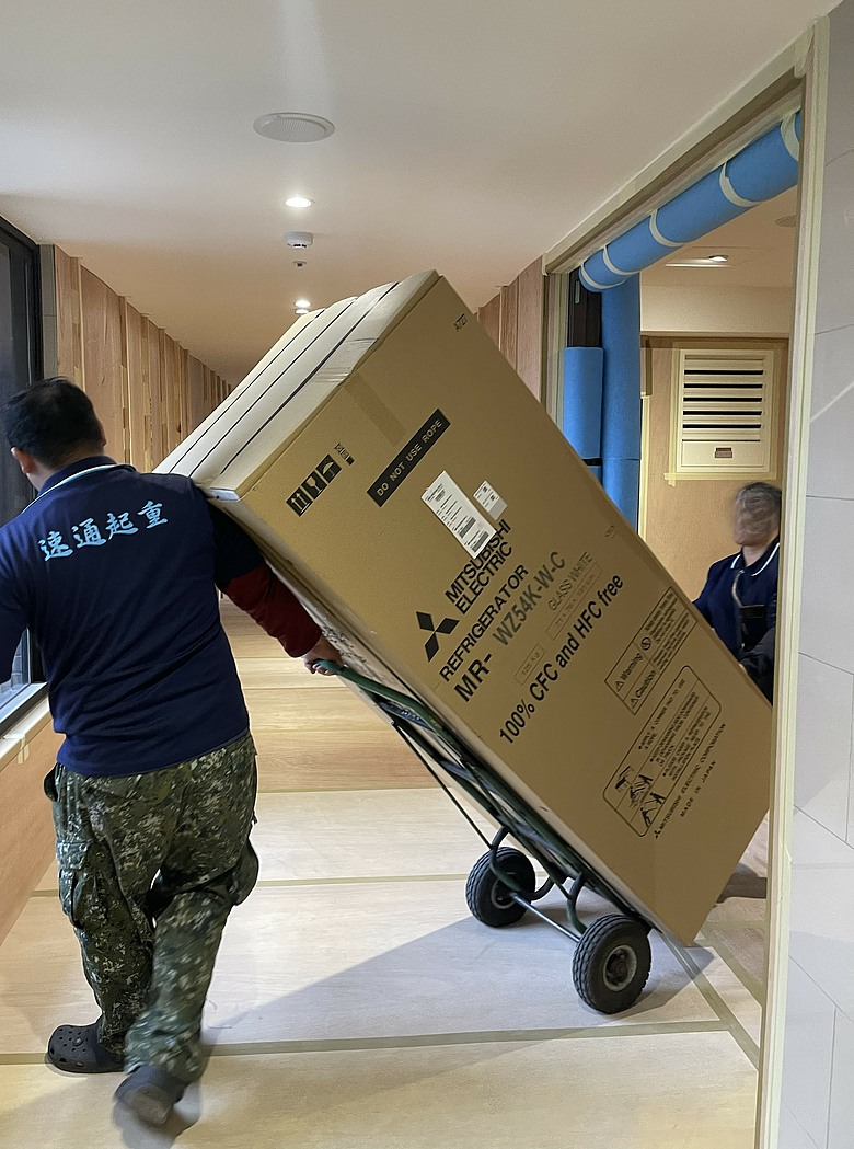 【試用】三菱電機日製電冰箱 MR-WZ54K 安裝篇-日式匠心工藝打造鏡面質感