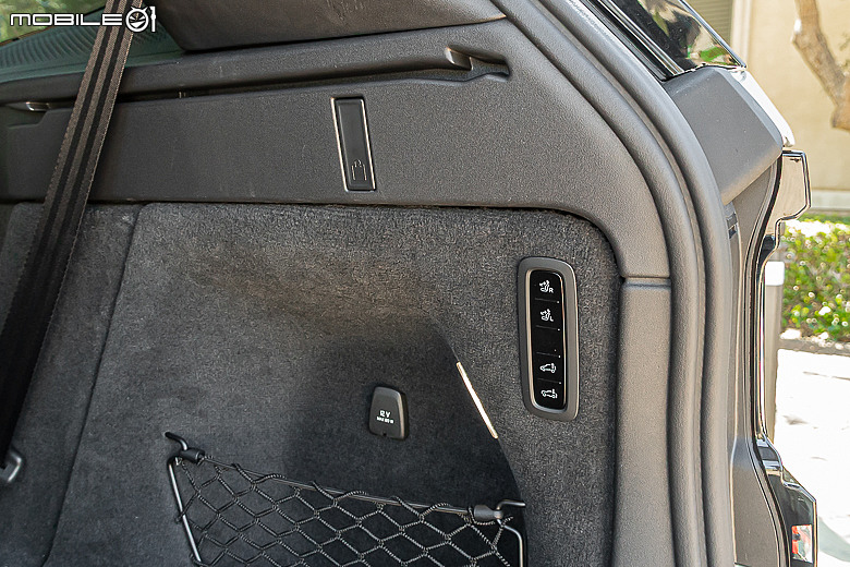 Volvo EX90 美國試駕報導｜承先啟後、引領未來的七座電動休旅！